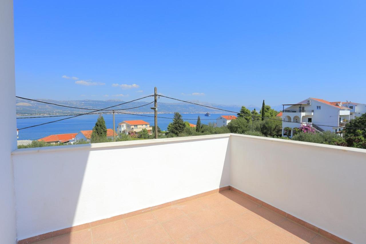 Apartment Arbanija 1125A Trogir Exterior photo